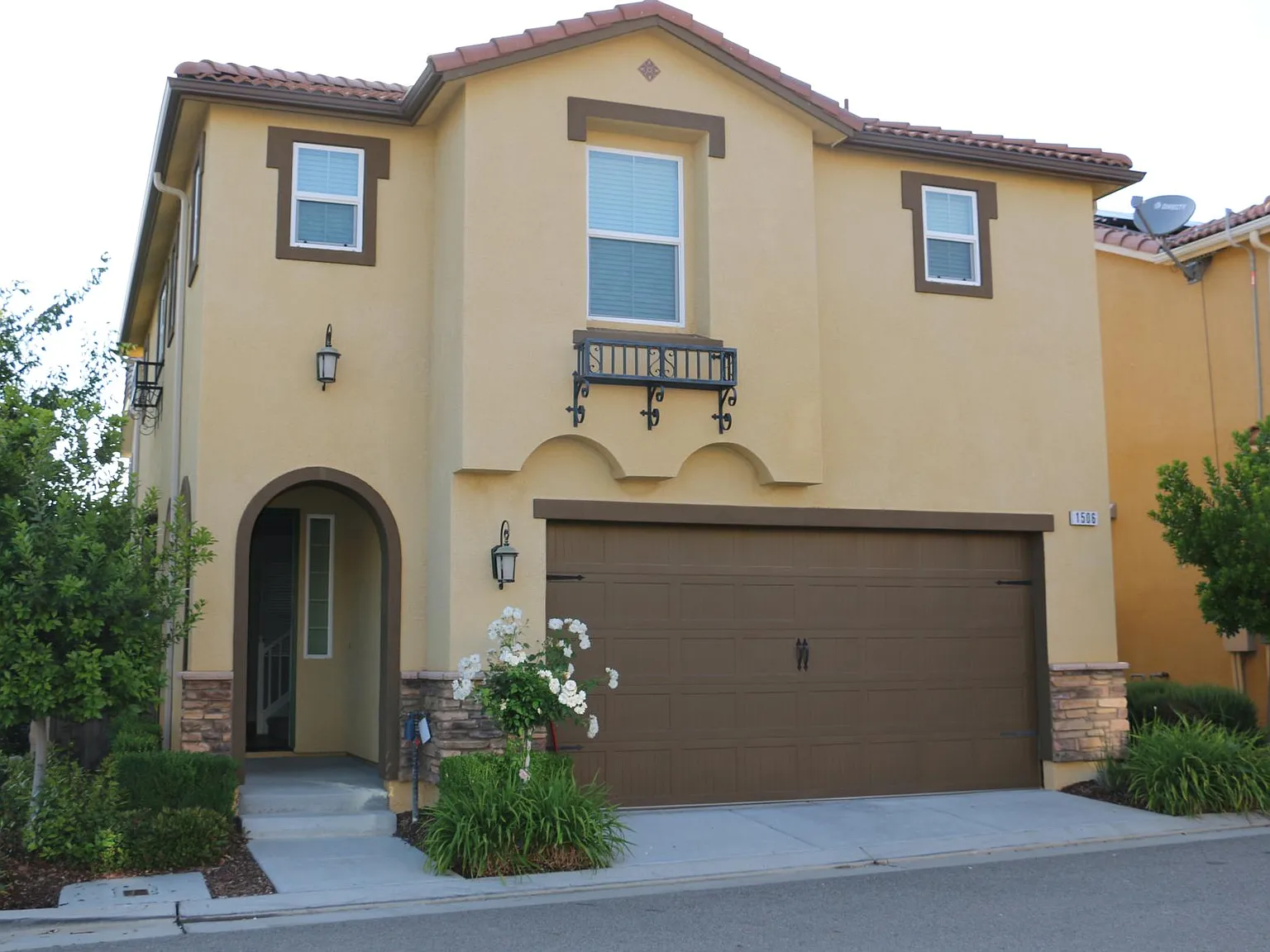 1506 N Piccadilly Ln — Photo 3