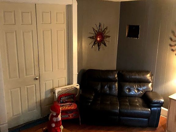 5th image of 1021 Saint Paul St