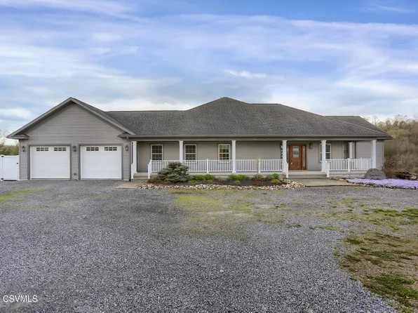 7480 Paradise Rd, Milton, PA 17847