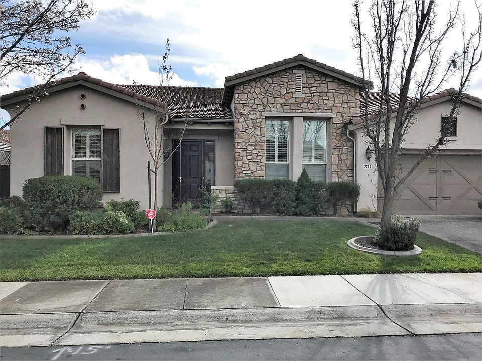 1st image of 2744 Rockaway Ln