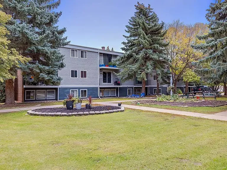 35 Wood Lily Dr — Photo 20