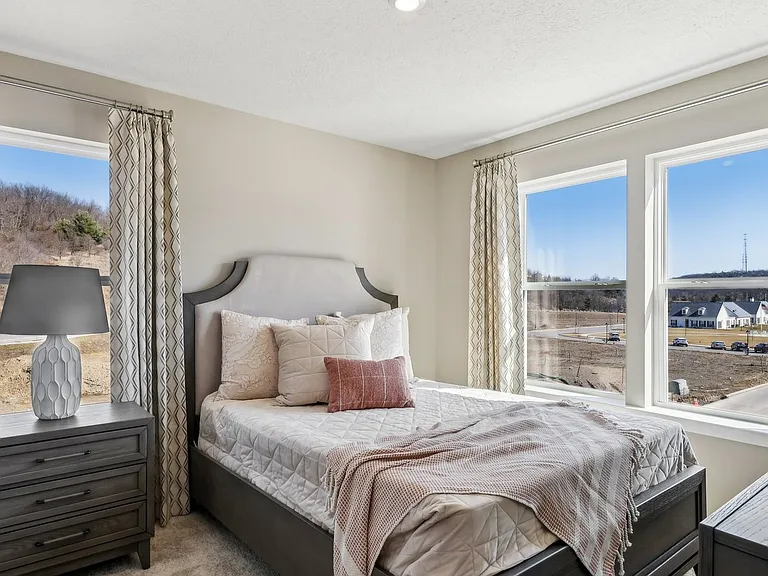 415 Harmon Ct — Photo 15