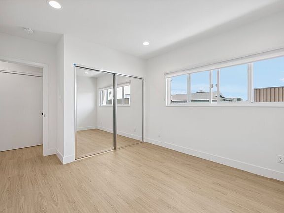 4th image of 150 10th St #8