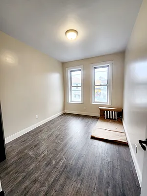 Rented by R New York | media 22