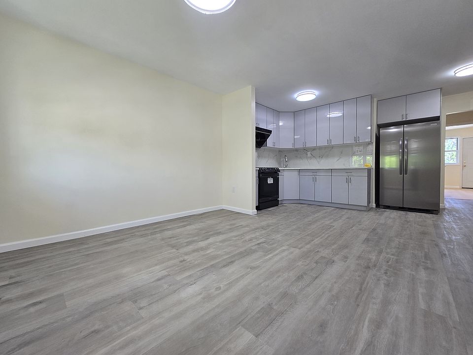 1st image of 4730 Oceania St #2