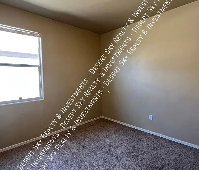 5015 Kensington Way — Photo 11