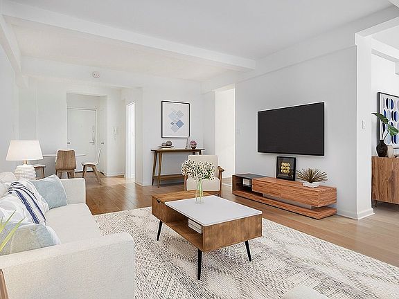 4th image of 7 Lexington Ave APT 1H