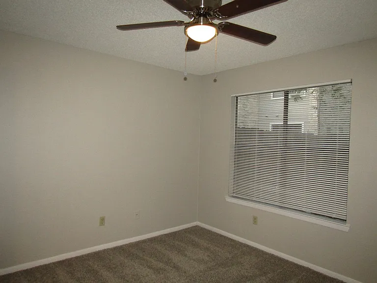 8909 Schick Rd — Photo 15