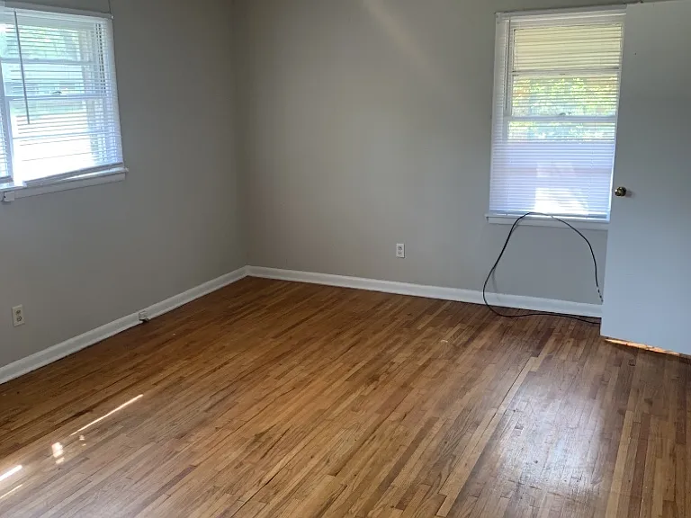 1419 Beaumont Dr — Photo 8