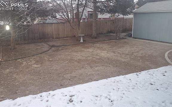 4th image of 310 Edgewood Dr