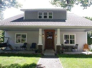 283 4th St, Pentwater, MI 49449