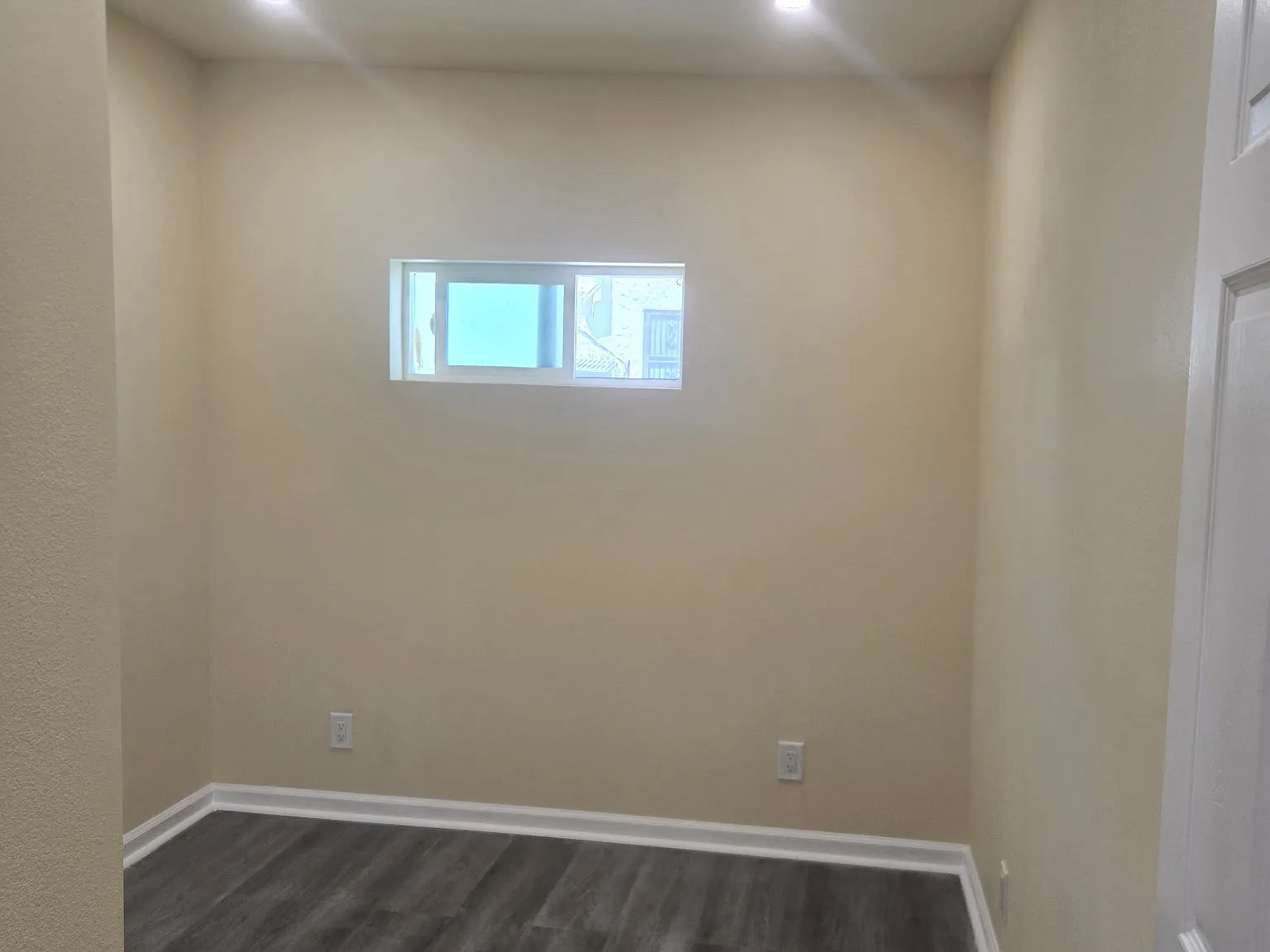 1 bed, 380 sqft, $2,200 — Photo 2