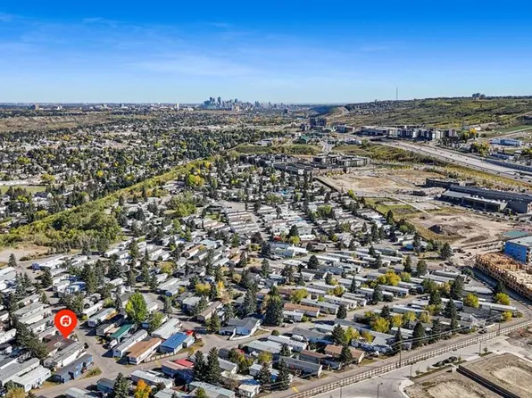 3223 83rd St NW #424, Calgary, AB T3B 5N1