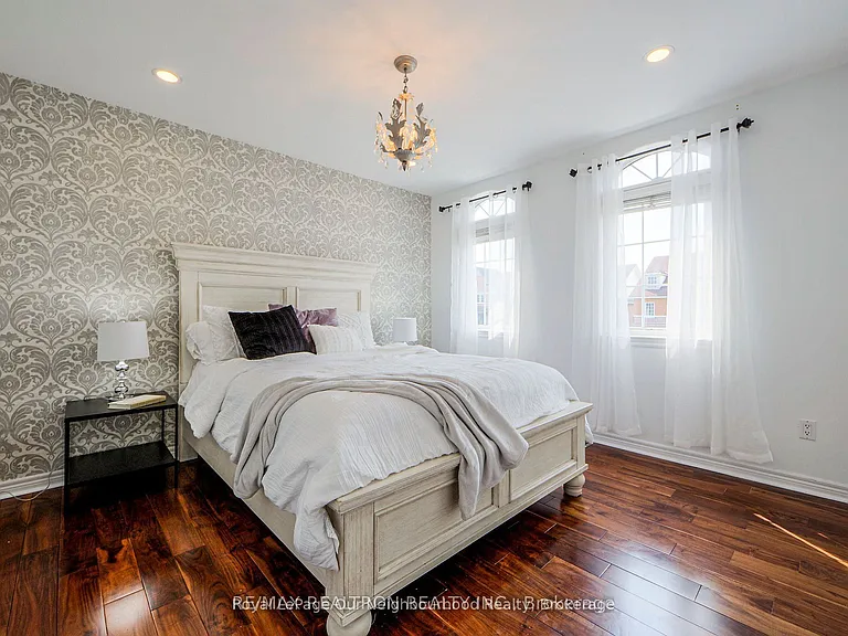 269 Treasure Rd E #UPPER — Photo 6