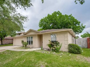 13830 New Village Ln, Sugar Land, TX 77498