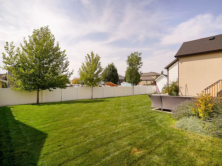 321 Autumn Cherry Way — Photo 36