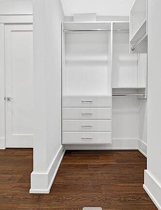 4th image of 653 W Wrightwood Ave APT 2F