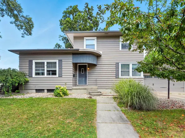 312 W Pleasant St, Angola, IN 46703