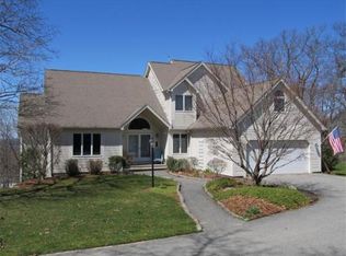 34 High Ridge Ter, Tiverton, RI 02878