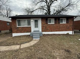 1130 Prigge Ave, Saint Louis, MO 63138