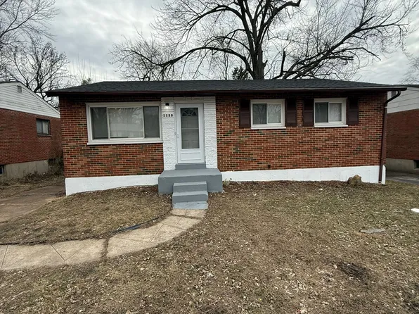 1130 Prigge Ave, Saint Louis, MO 63138
