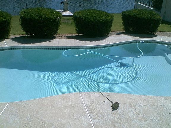3rd image of 3115 S Laguna Dr