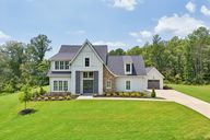 Livvy Ln-S0108-001.jpg