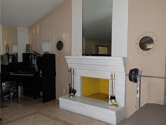4th image of 4518 Sun Vista Dr