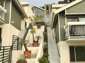 2251 Worden St, San Diego, CA
