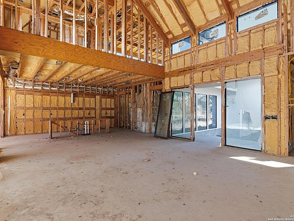 4th image of 1742 Paradise Pkwy