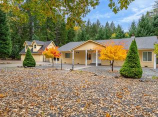 335 Cornett Ln, Cave Junction, OR