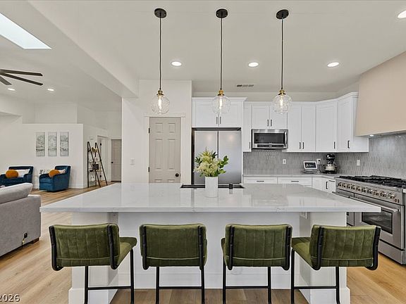 3rd image of 10939 Saint Rafael St