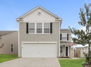 2749 Red Squirrel Trl, Charlotte, NC 28215