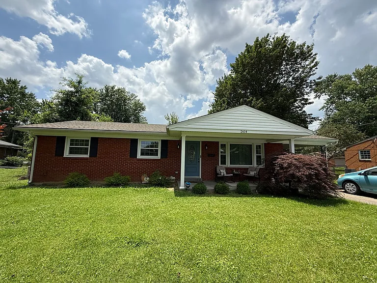 2614 Woodsdale Ave — Photo 22