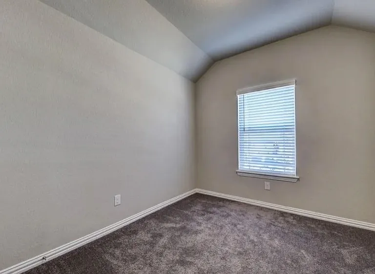 1215 Loma Rnch — Photo 6