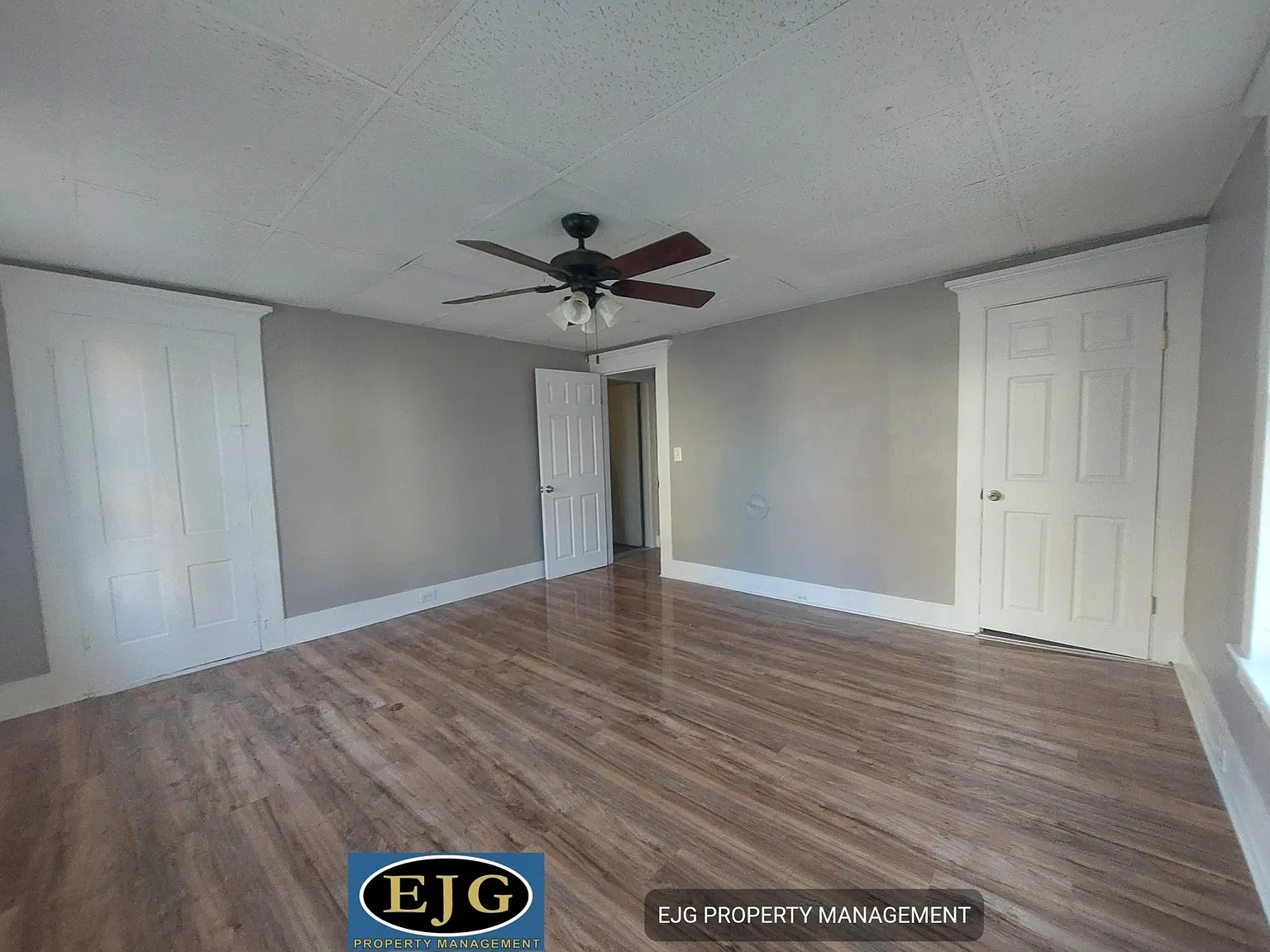 3 bed, $1,550 — Photo 2