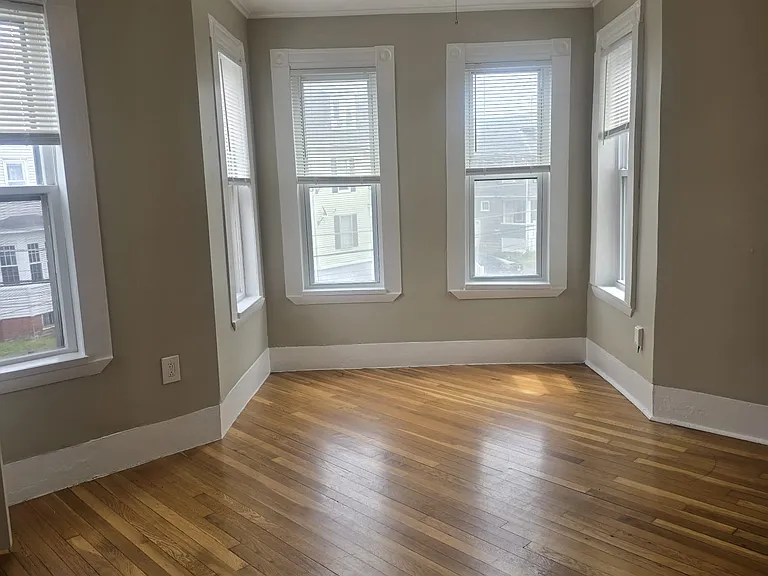 40 Hurd St #2 — Photo 12