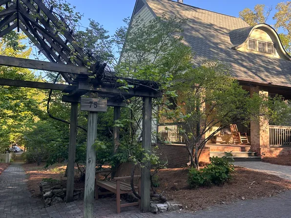 77 Burnham St, Birmingham, AL 35242