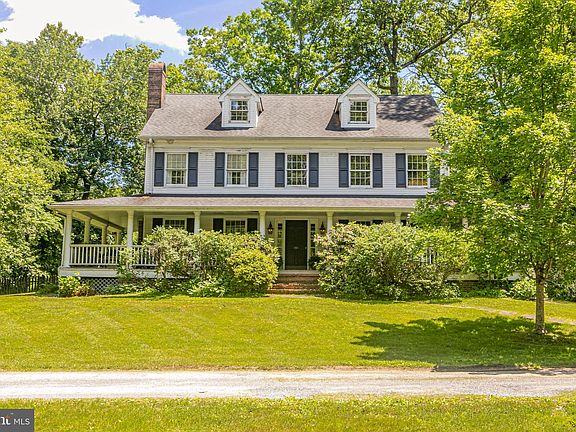 5th image of 118 Worman Rd