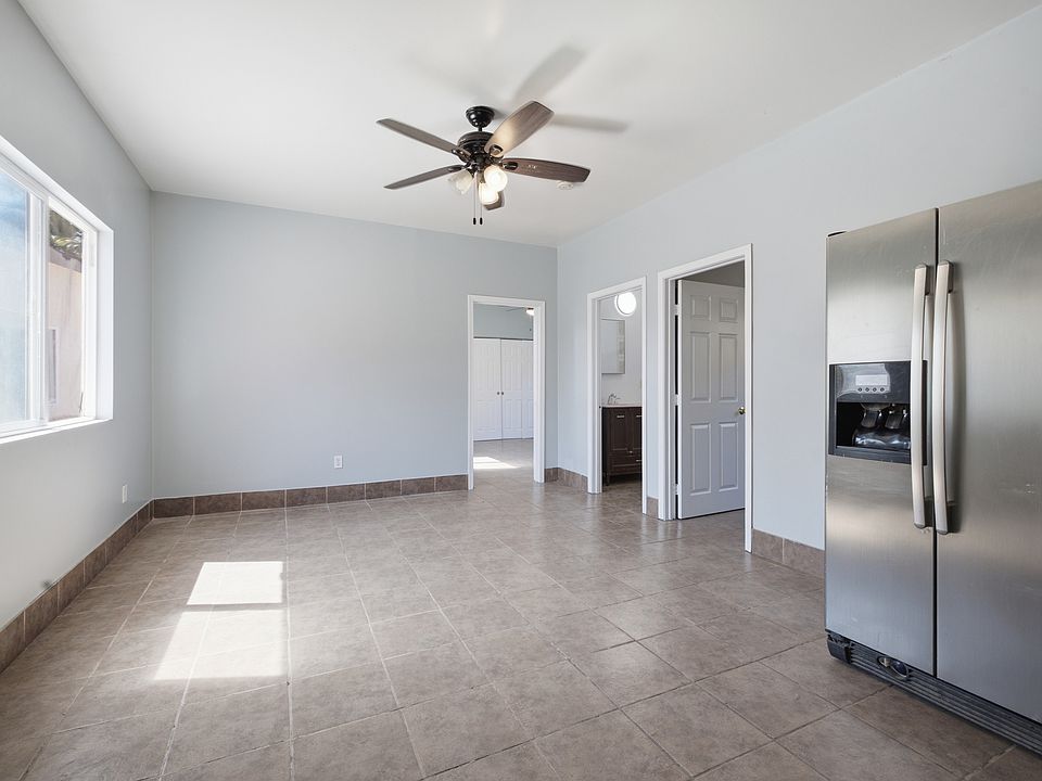 1st image of 1220 W 45th St #1/2