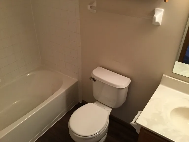 199 Yehlshire Dr — Photo 10