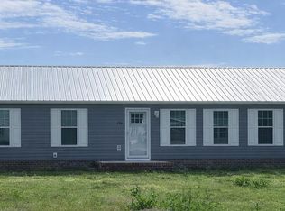 733 Tracy Rd, Deep Run, NC 28525