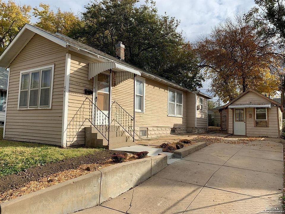 1st image of 841 Sherman St