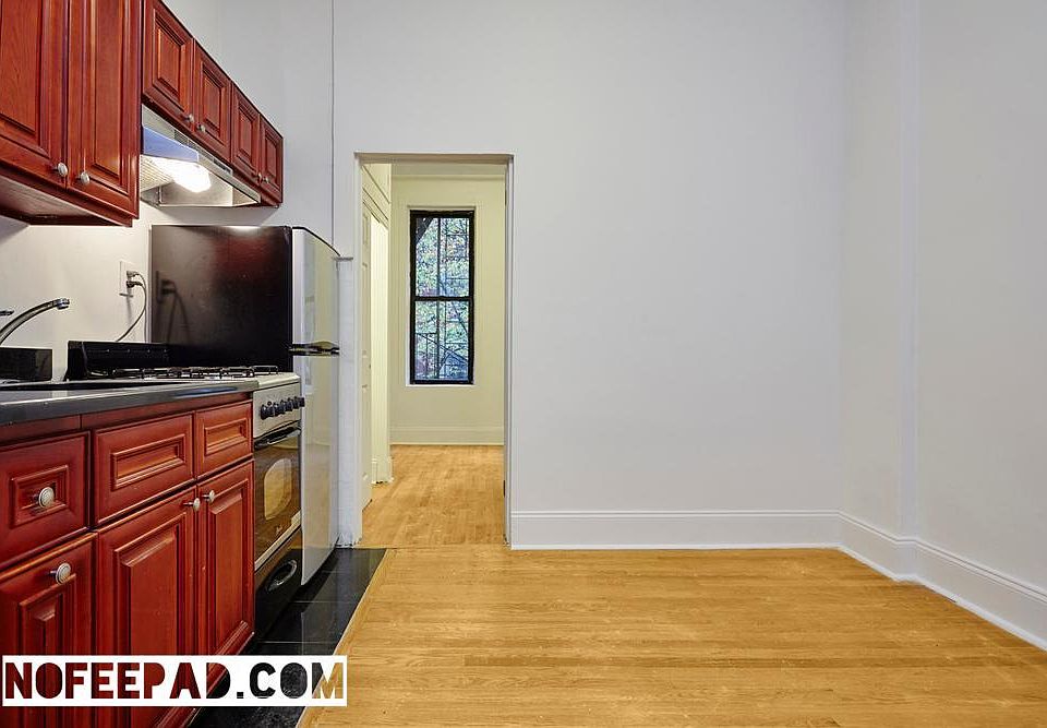 Bright 2-bedroom