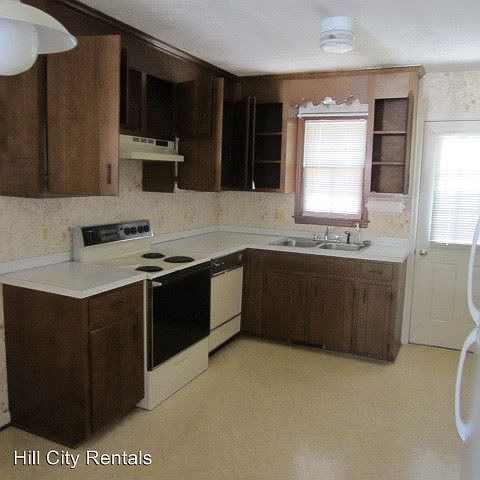 2nd image of 136 Deer Creek Dr