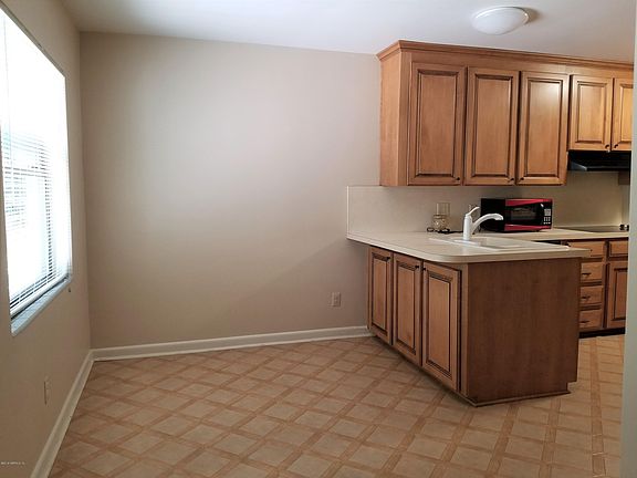 5th image of 5341 Kenyon Ln
