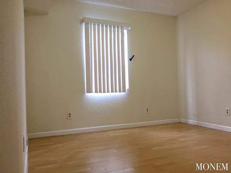 6025 Ernest Ave — Photo 8