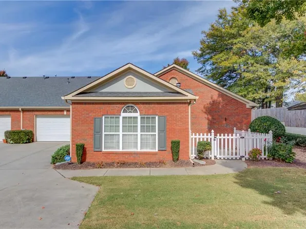 119 Holiday Rd Unit 801, Buford, GA 30518