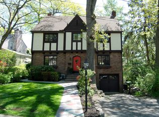 4 Birchfield Rd, Larchmont, NY 10538