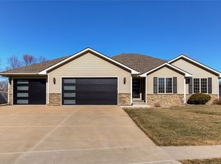 2506 SW 38th St, Ankeny, IA 50023